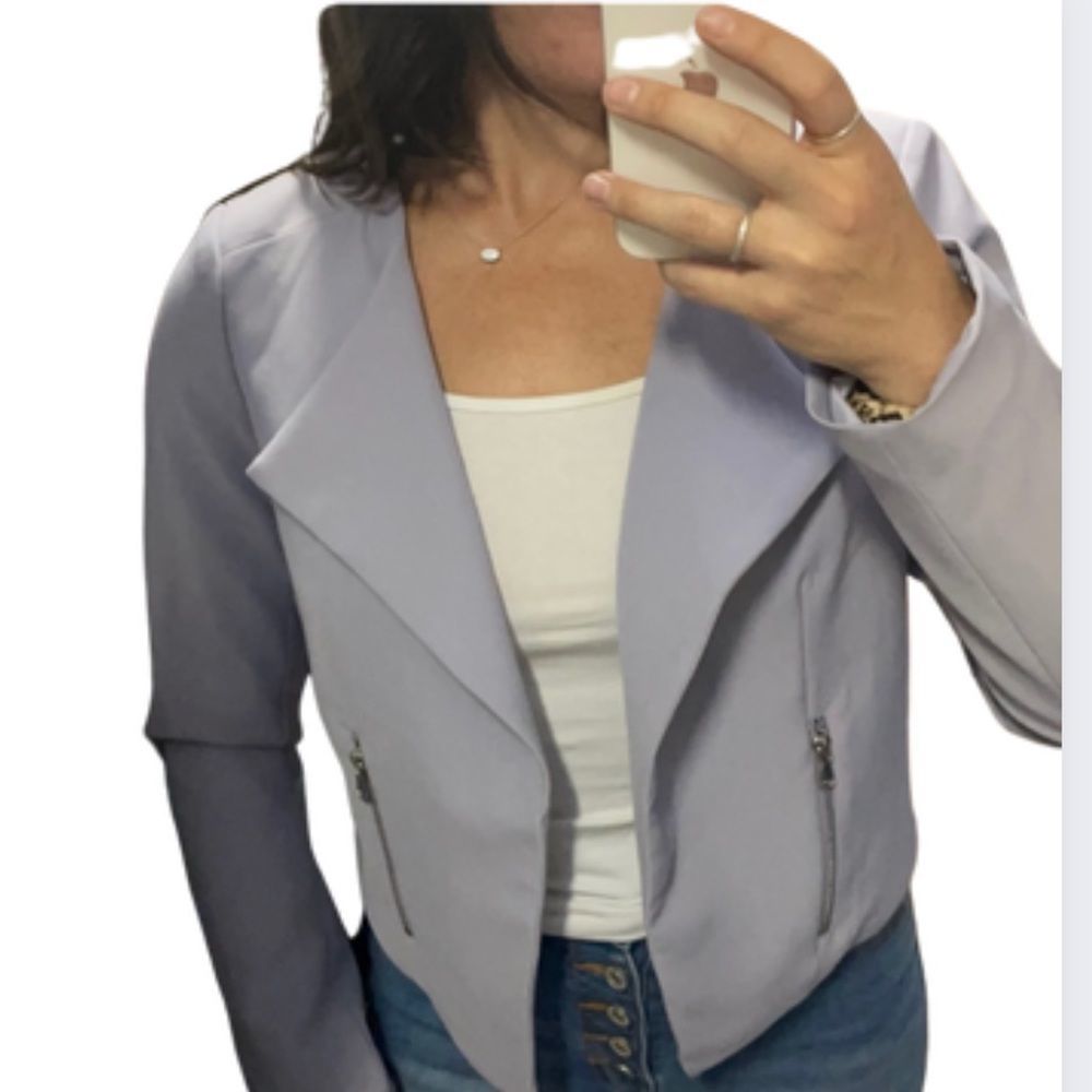 VICI Lavender Cropped Blazer. Size M